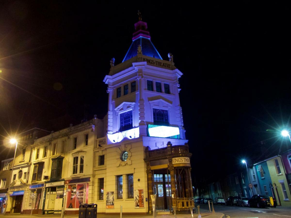 Thirty Barons Villa Саутси Екстериор снимка